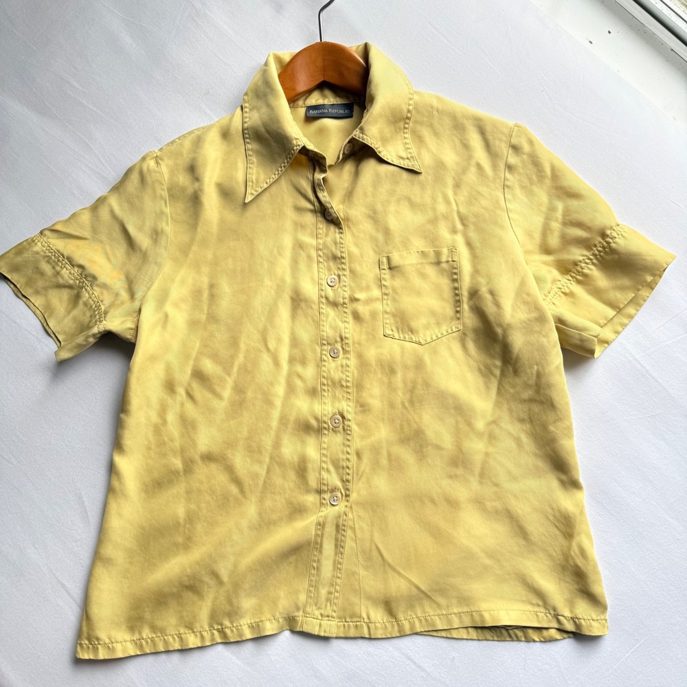 Banana Republic Women Yellow Gold Small 100% Silk Short Sleeve Button Down Shirt